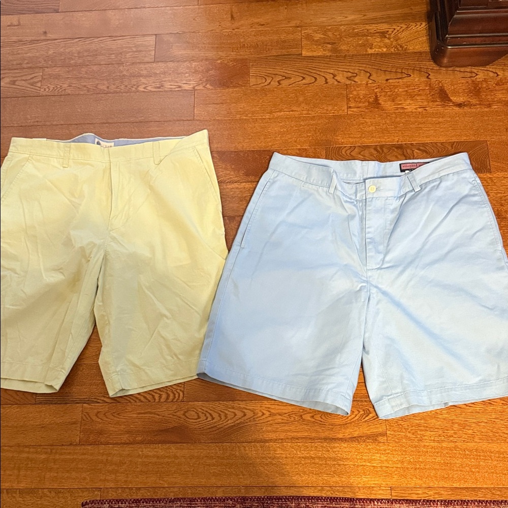 J. Crew new Men's Flat Front Shorts in Light green and vineyard vines in Blue